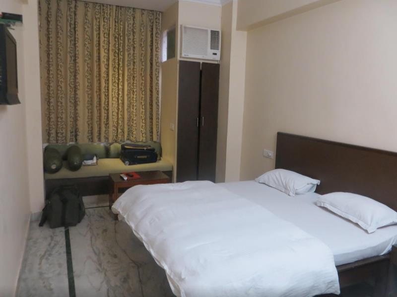 Hotel Sandhu Palace Jodhpur  Buitenkant foto